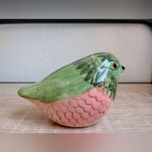 Bird decor